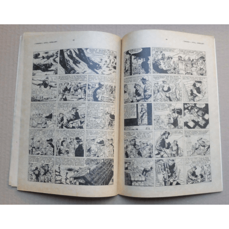 Tarawa, Atoll Sanglant T.01 - B - EO - 1951 Tarawa Atoll Bloody original 1951 album, black and white slender and s