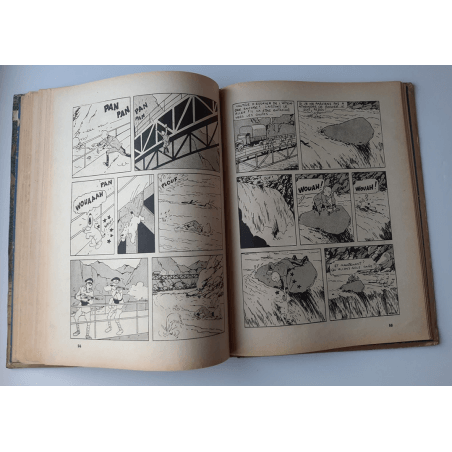 Tintin T.06 / Hergé / L'oreille cassée (A18, grande image) - C - N&B - Réédition (1942)